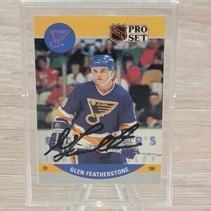 Glen Featherstone St Louis Blues Autographed 1990 Pro Set Hockey Card